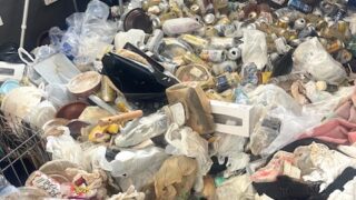 『ゴミ部屋／ペット同居／特殊清掃』福岡県福岡市🐸片付けカンパニー・マルジュン／女性スタッフ／片付け・処分・買取り・ハウスクリーニング